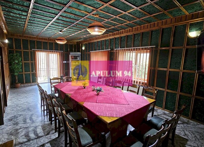 Pensiune de vanzare in Sinaia